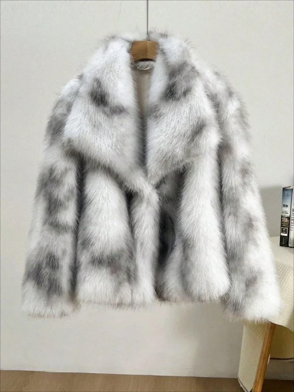 Women's Classic Lapel Collar Open Front Faux Fur Coat